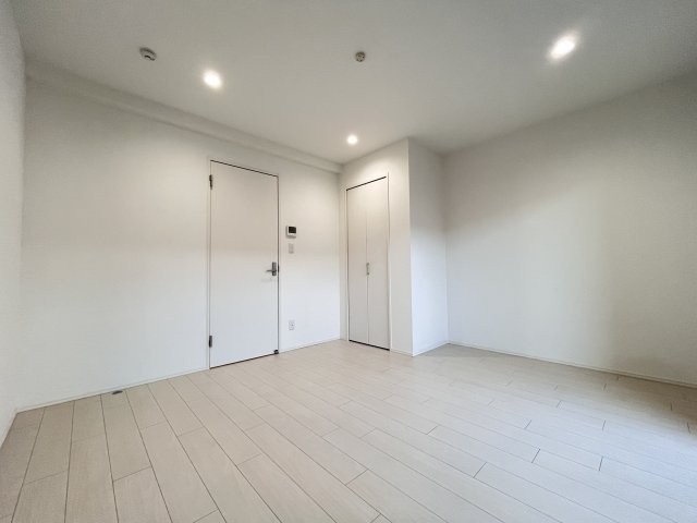 CRASTINE遠里小野の居間・リビング