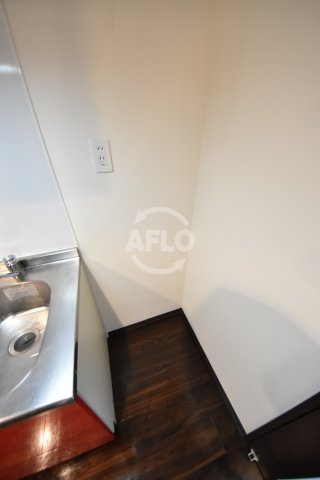 ラ・フォーレ松ヶ枝町Ⅲのキッチン|ラ・フォーレ松ヶ枝ⅠⅠⅠ　冷蔵庫スペース