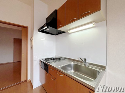 【キッチン】 | ロイヤルピジョン岩塚 | お料理しやすいキッチンです