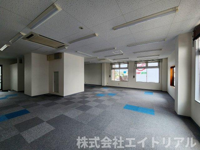 山口ビルの内装