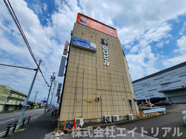 山口ビルの外観