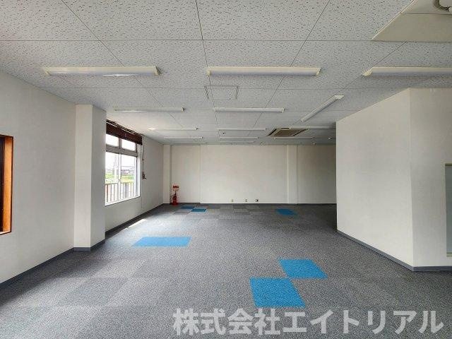 山口ビルの内装