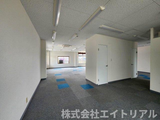 山口ビルの内装
