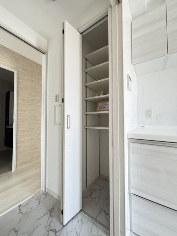 コスモシティ三宮東の収納