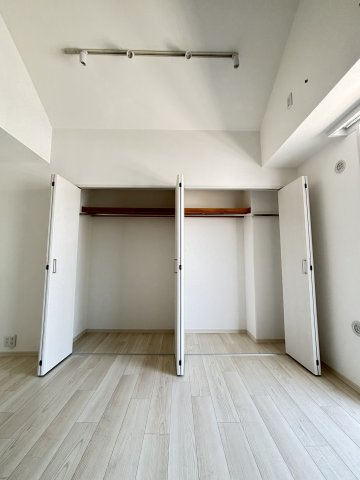 コスモシティ三宮東の収納