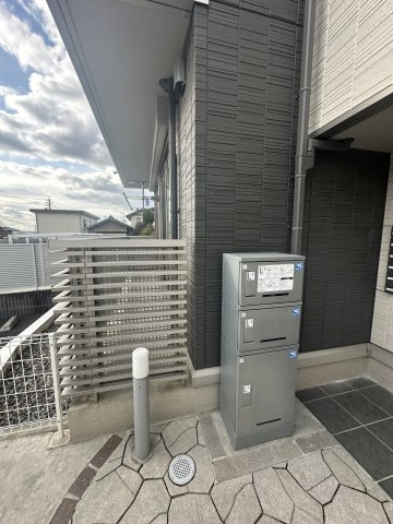 セラヴィ ドゥのエントランス
