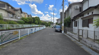 【前面道路含む現地写真】 | 公道　幅員：約5.58m