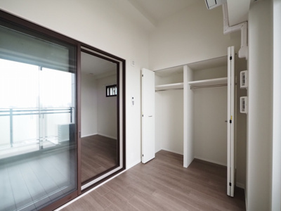 【洋室】 | S-RESIDENCE天満橋ar | 使い勝手のいい洋室です