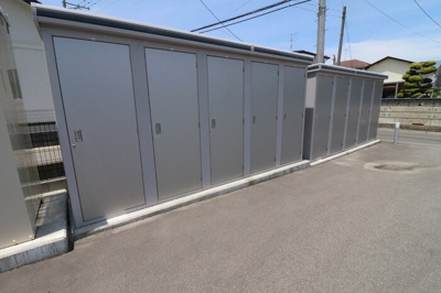  | ラヴィベール | 物置