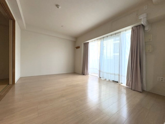 【居間・リビング】 | グローベルザ・スクエア北戸田