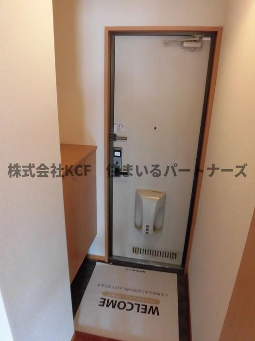 メルベーユ・ドミールD棟の玄関|きれいな玄関です