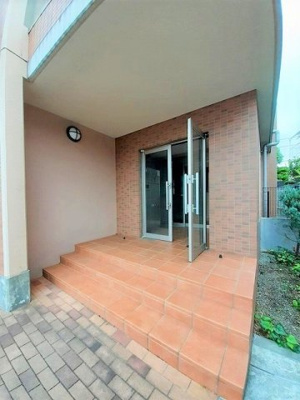 【エントランス】 | アイビーガーデン鵠沼