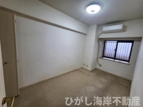 ライオンズタワー片瀬江ノ島の寝室|洋室