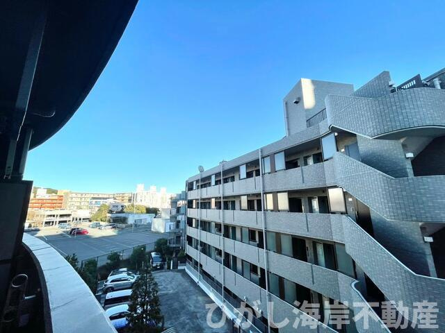 ライフショア湘南江の島の展望|バルコニーからの眺望です 