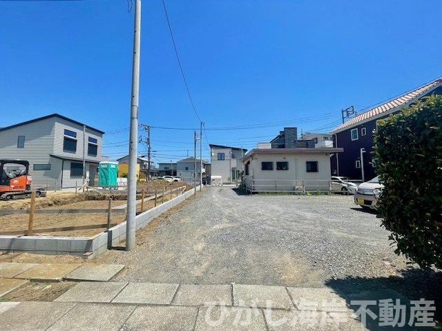 茅ヶ崎市円蔵２丁目　売地の前面道路含む現地写真|現地外観