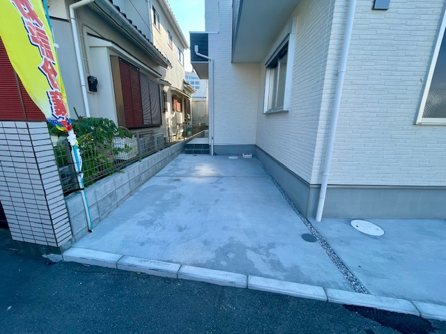 茅ヶ崎市南湖4丁目　新築戸建の駐車場|駐車スペース