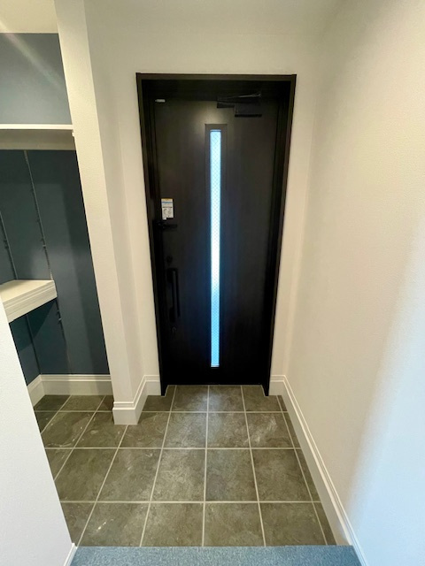 茅ヶ崎市南湖4丁目　新築戸建の玄関|玄関