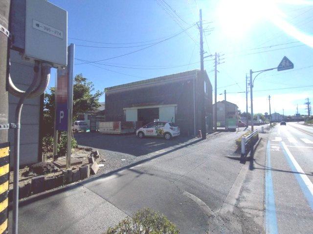 大岩町貸倉庫の周辺