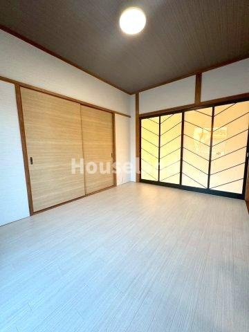 次郎丸戸建の居間・リビング