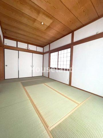 次郎丸戸建の和室