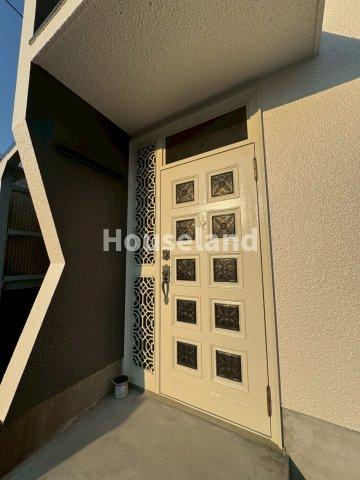 次郎丸戸建のエントランス