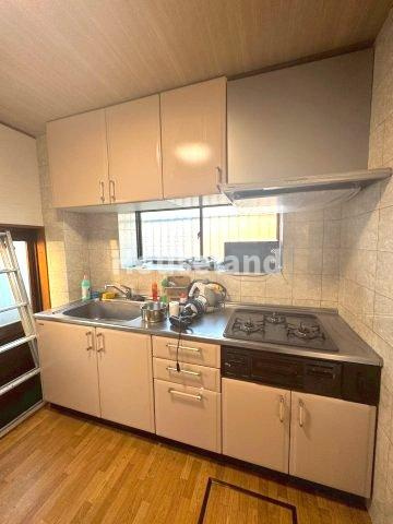 次郎丸戸建のキッチン