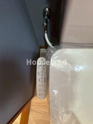 次郎丸戸建のトイレ