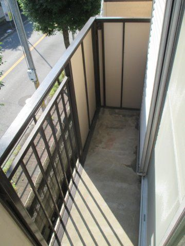 レピュート本八幡のバルコニー