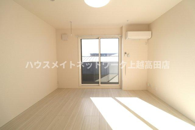 ルノンⅡの居間・リビング|ＬＤＫ