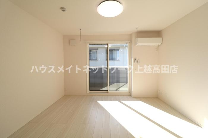 ルノンⅡの居間・リビング|ＬＤＫ
