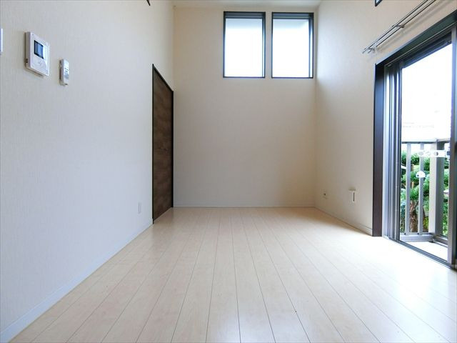 グランツ別府の居間・リビング