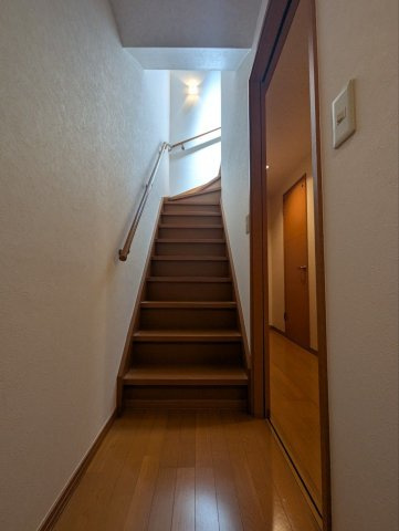 アネモス別府の内装