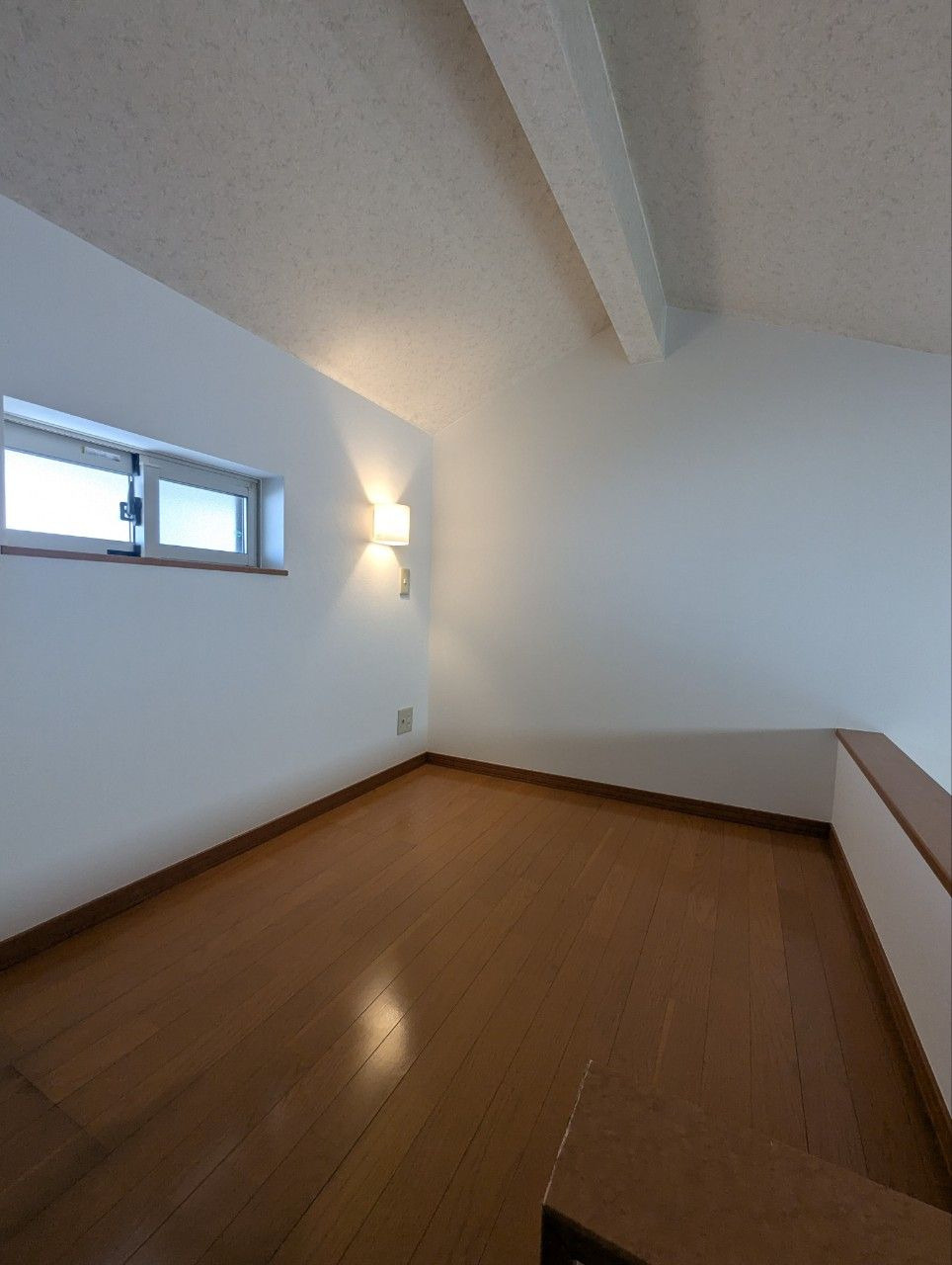 アネモス別府の居間・リビング