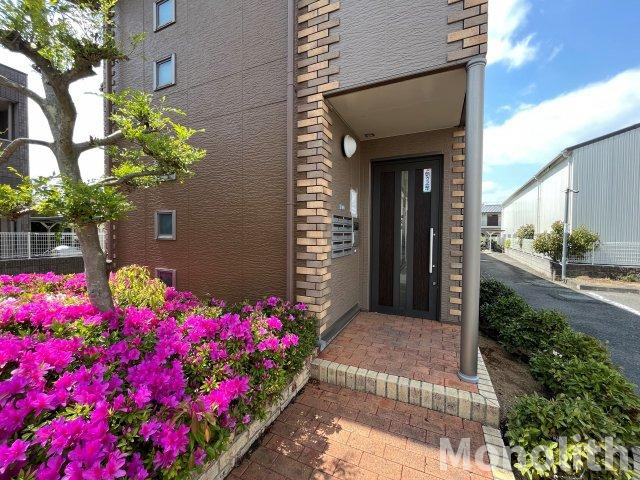 ヴィラブルームA棟のエントランス