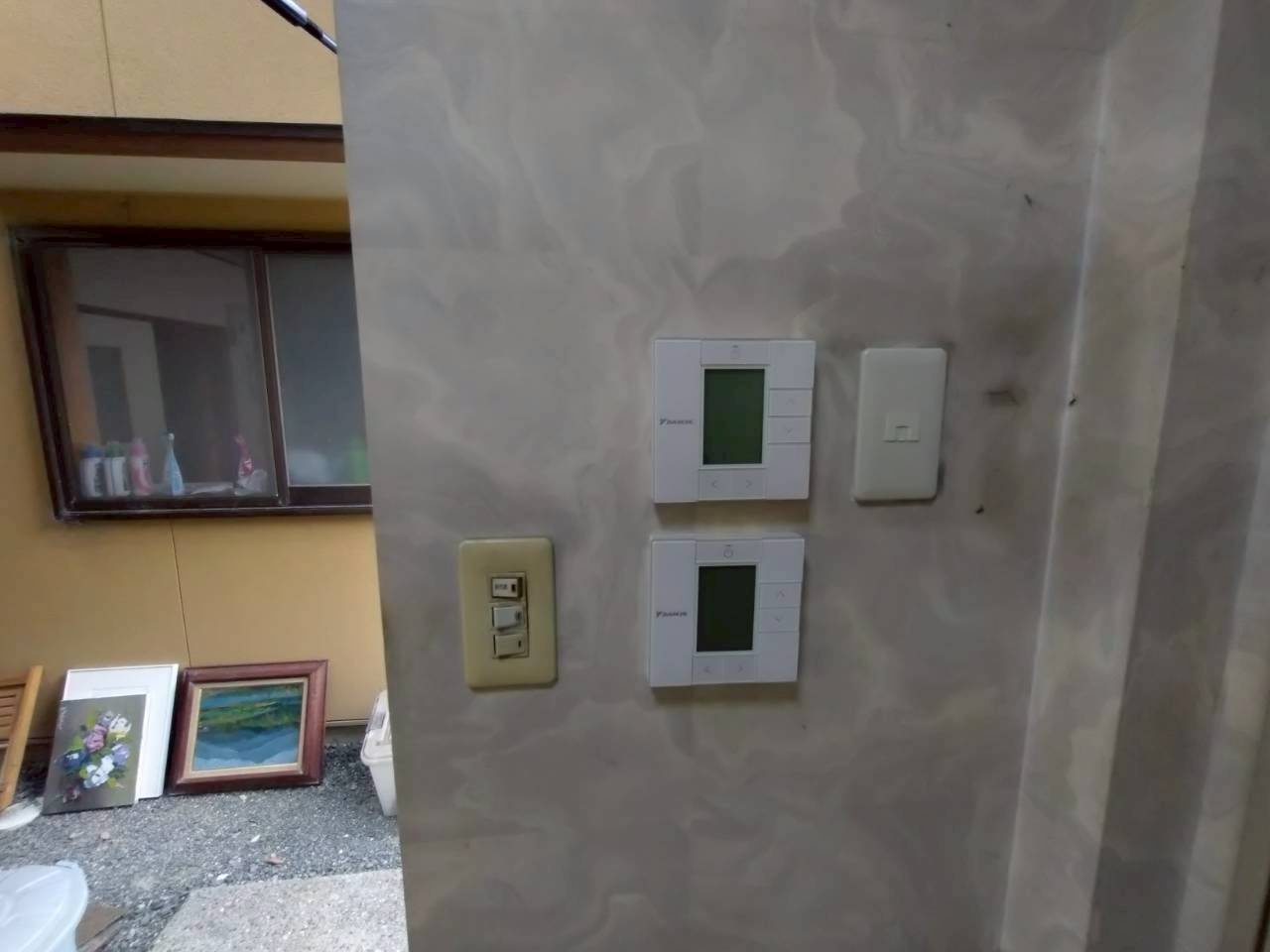 大岩町貸事務所の駐車場