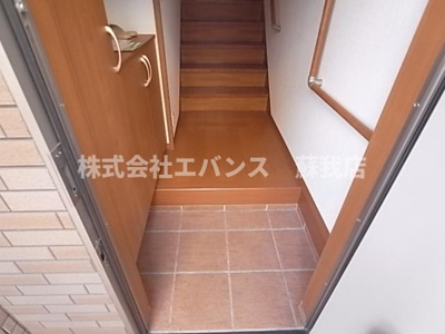 【玄関】 | スイートハイツⅡ | きれいな玄関です