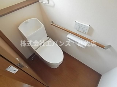 【トイレ】 | スイートハイツⅡ | 清潔感のあるトイレです