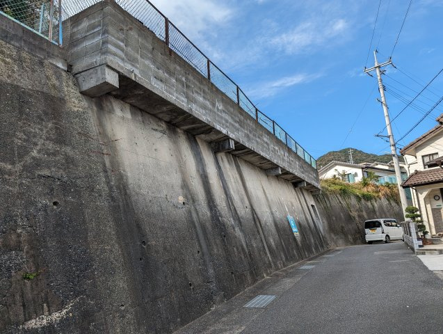 長府松小田西町　住宅用地の周辺