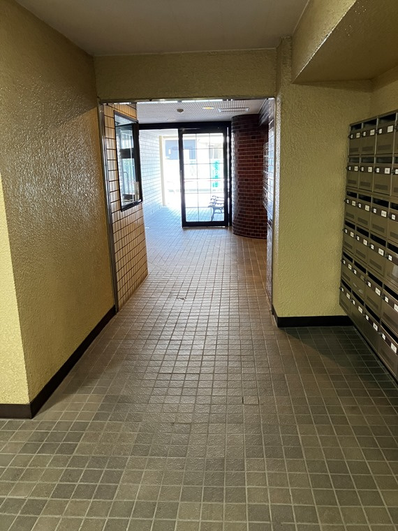 南浦和ハイツのロビー