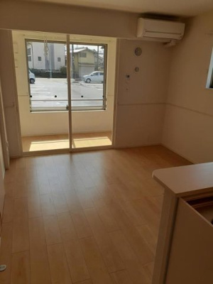 【居間・リビング】 | グランディール願成寺Ｂ