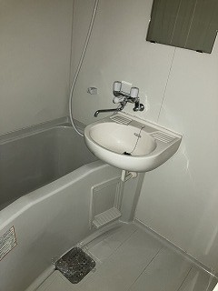 クレスト久我山の浴室