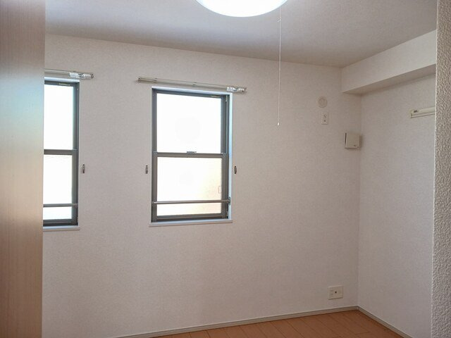 フォルスラーマⅢの内装|明るい色調の室内です