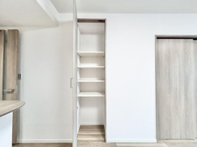 【収納】 | ベル・アーバニティ北花田 | 収納がたくさんございますので、是非ご活用下さい♪