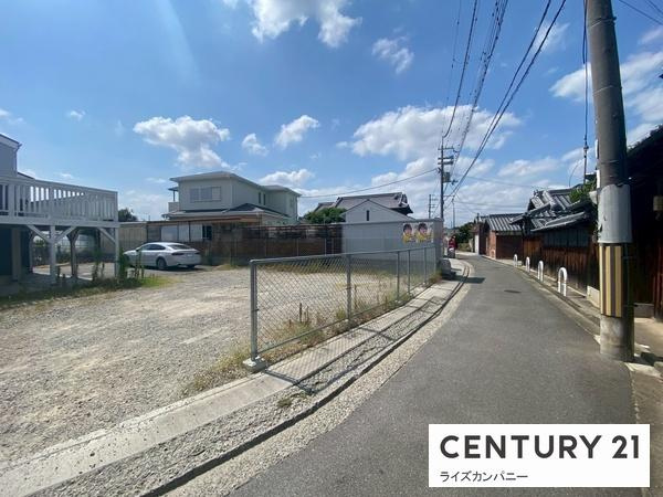 【前面道路含む現地写真】 | 堺市中区東山　中古戸建