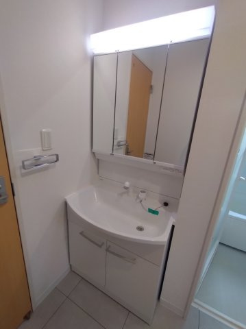 千葉市稲毛区園生町戸建の洗面所