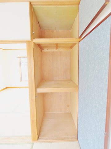 サンテラス八木の収納