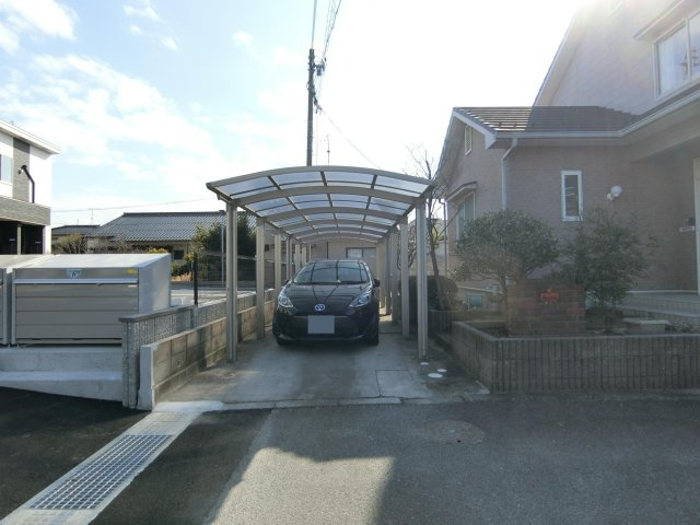 アジュール東福原の周辺