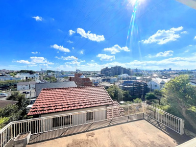 【展望】 | ◆成瀬五丁目中古戸建◆ | ◆前面には遮るものがなく、開放感と日当たりの確保がされております。現地にてこの眺望を是非ご確認ください。