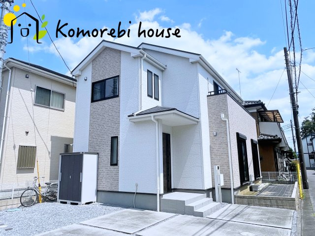 鴻巣市小松1丁目　中古戸建の外観|きれいな外観です