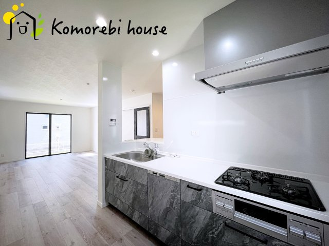 桶川市上日出谷南　2期　ピュアガーデン　戸建て　5号棟のキッチン|キッチンでお料理をお楽しみください